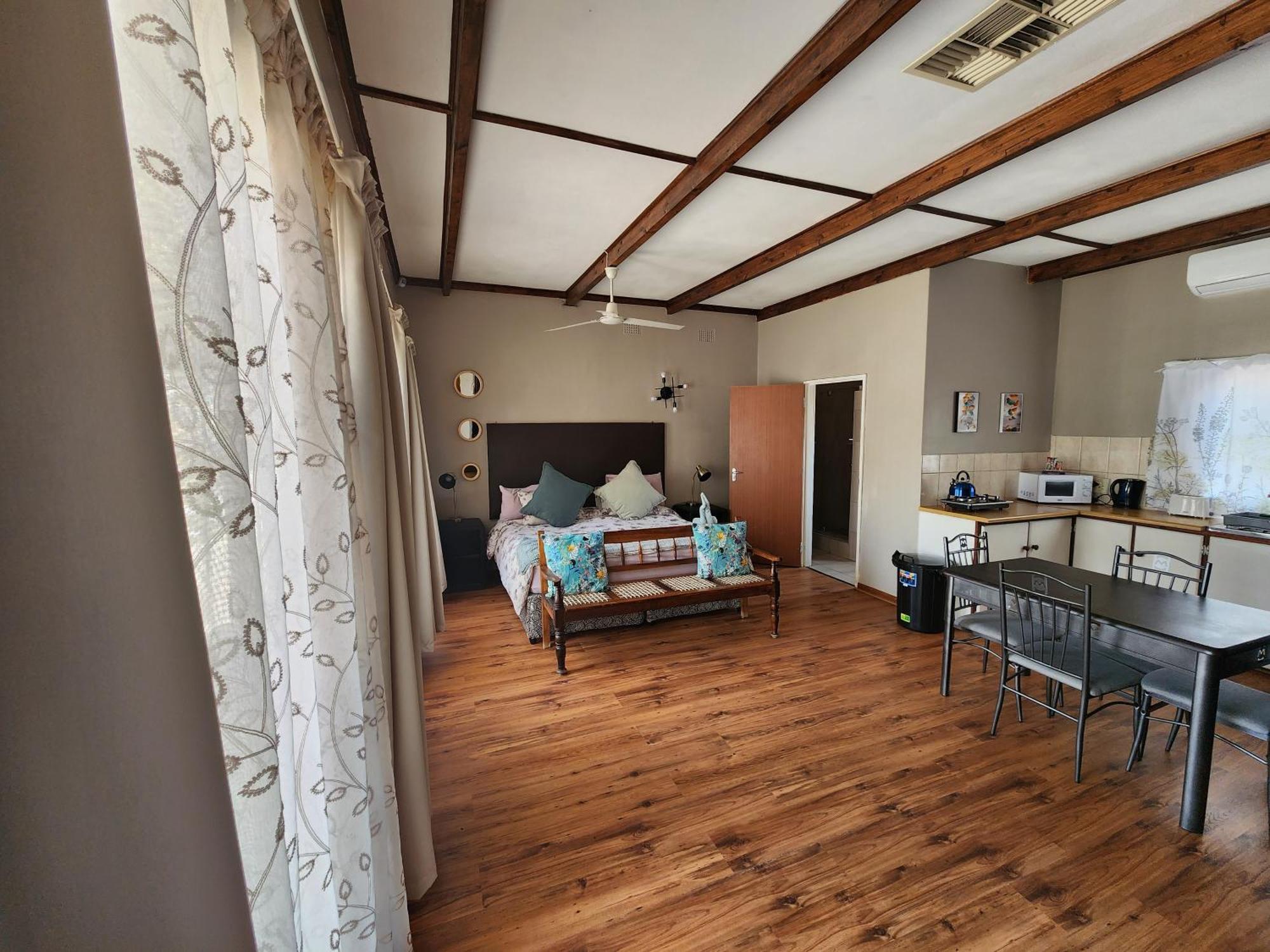 Midway Overnight Rooms Kimberley Dış mekan fotoğraf